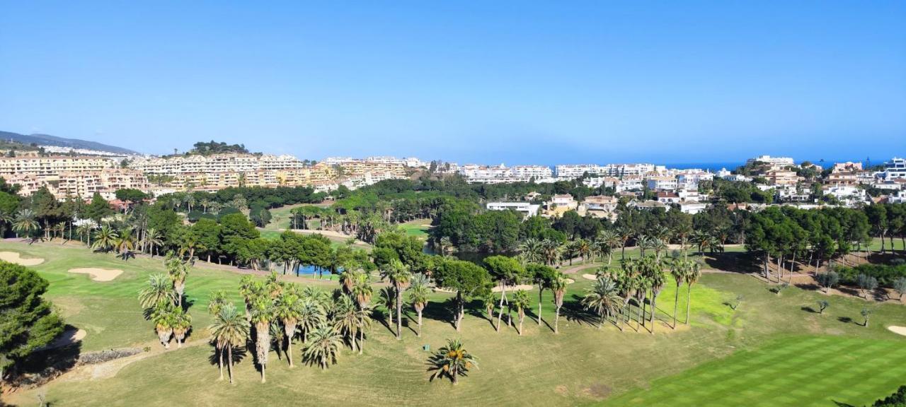 Sea Apartment Con Vistas Al Mar Benalmádena Exterior foto